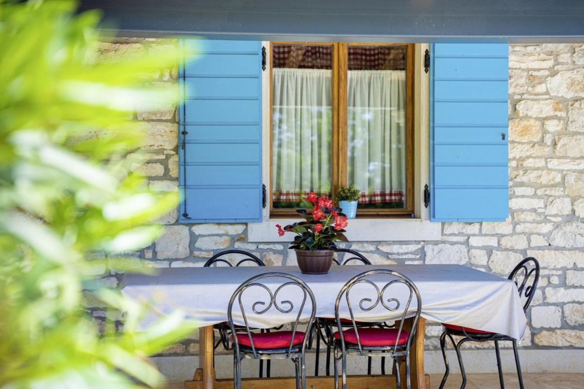 Pićanci in Bibići  Svetvinčenat Exterior foto